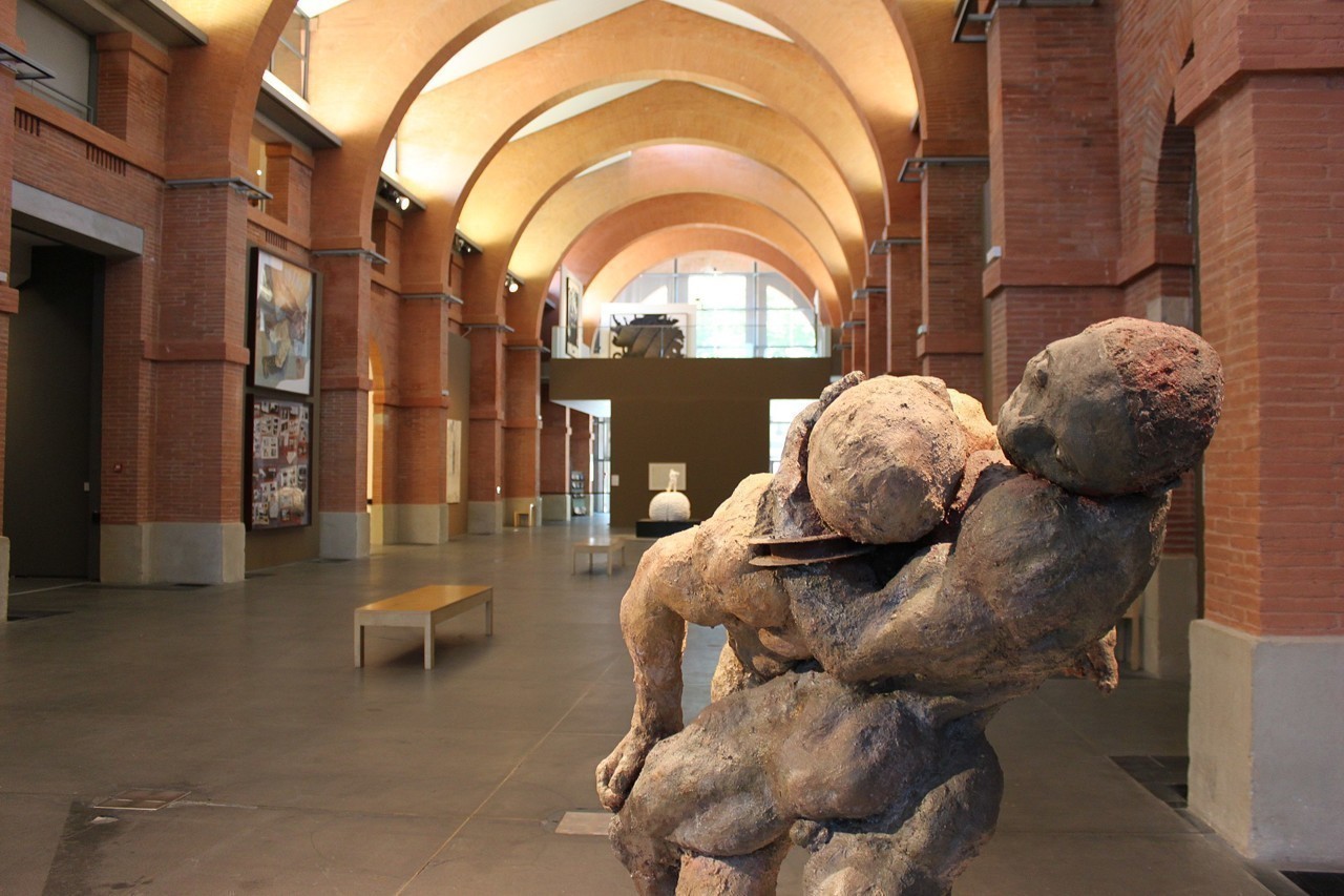 2048px-musee-des-abattoirs-panoramio